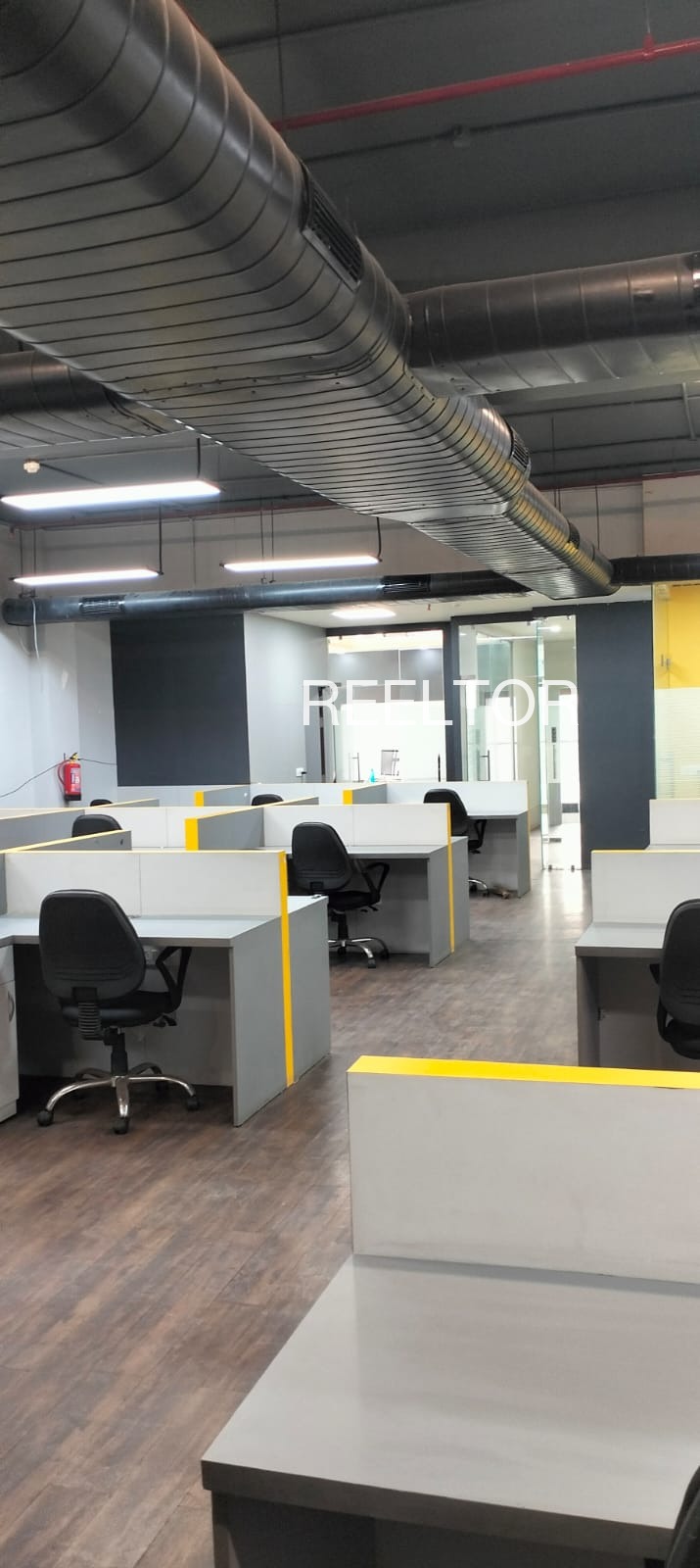 Office Space For Rent In Poonithura Kanayannur