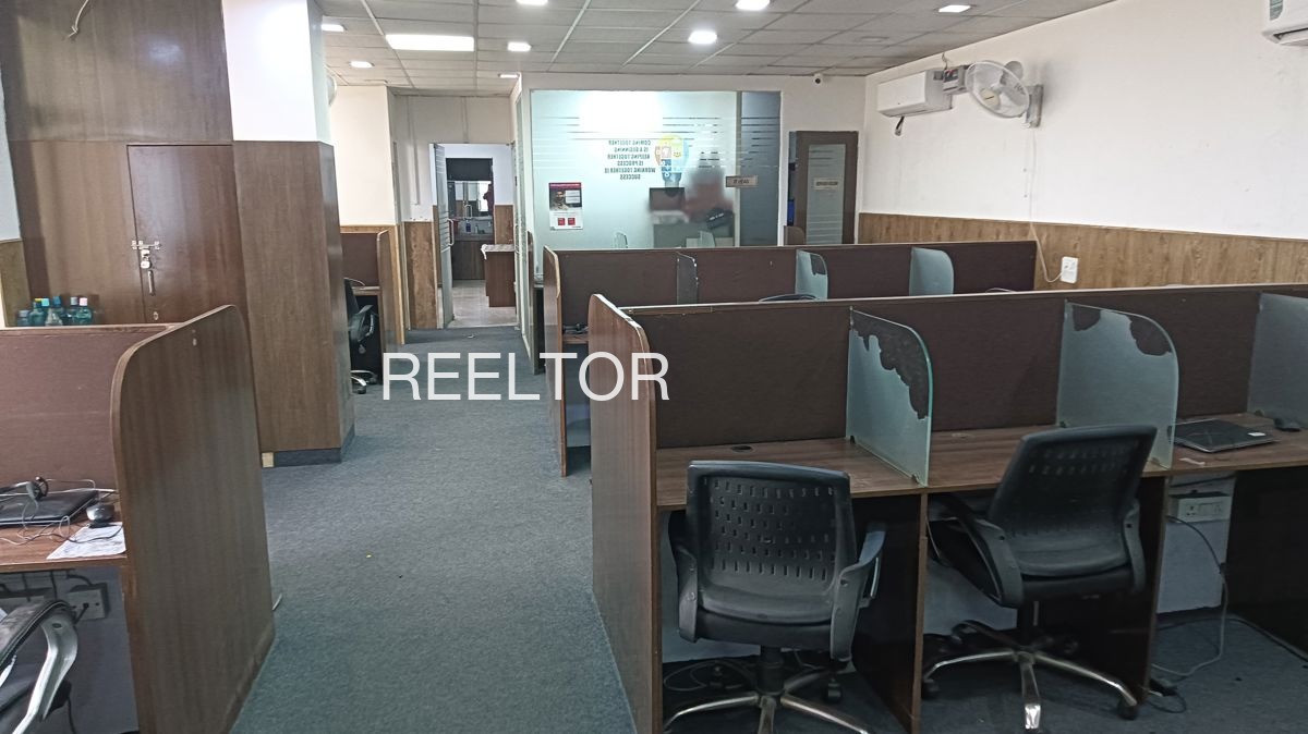 Office Space For Rent In Meena Theekri Bamanwas