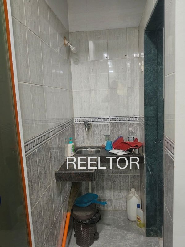 Office Space For Rent In Lachayara Kurwai