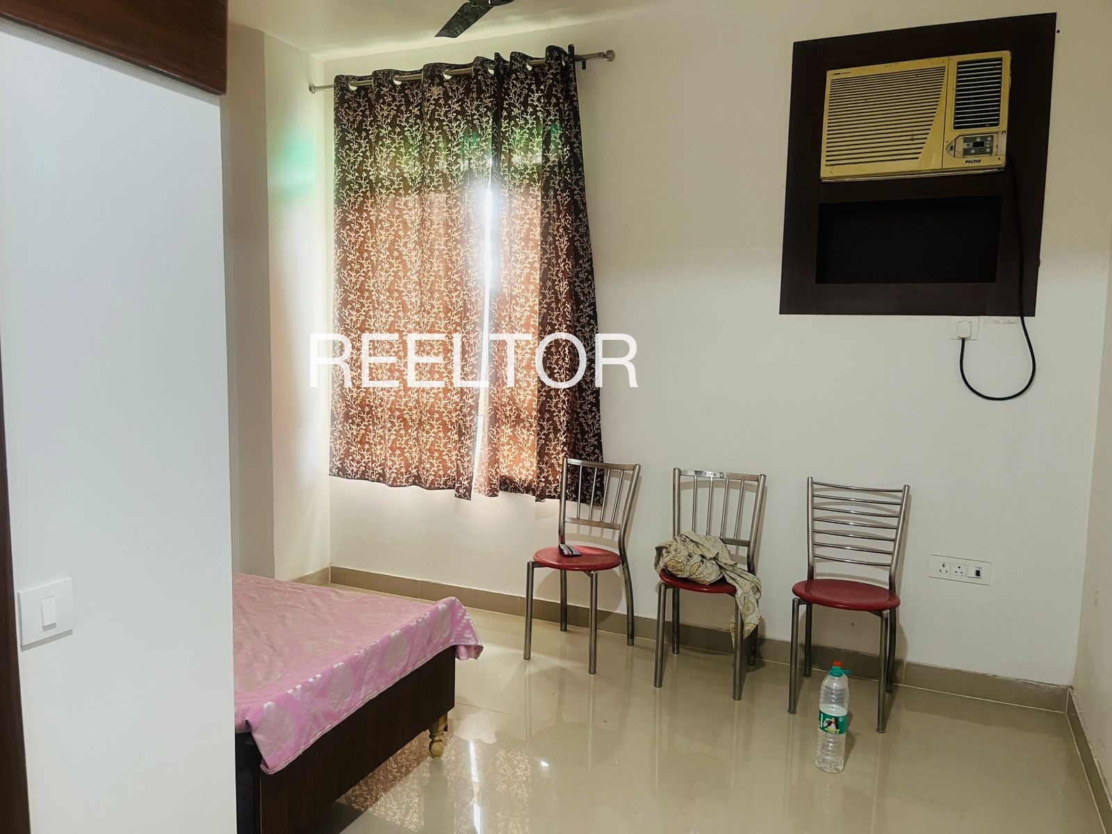 Pg For Rent In Mal Ka Jhonpara Jahazpur
