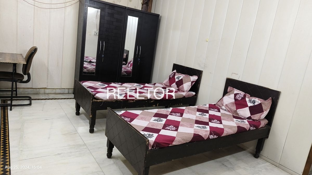 Pg For Rent In Kavarapalayam Andimadam