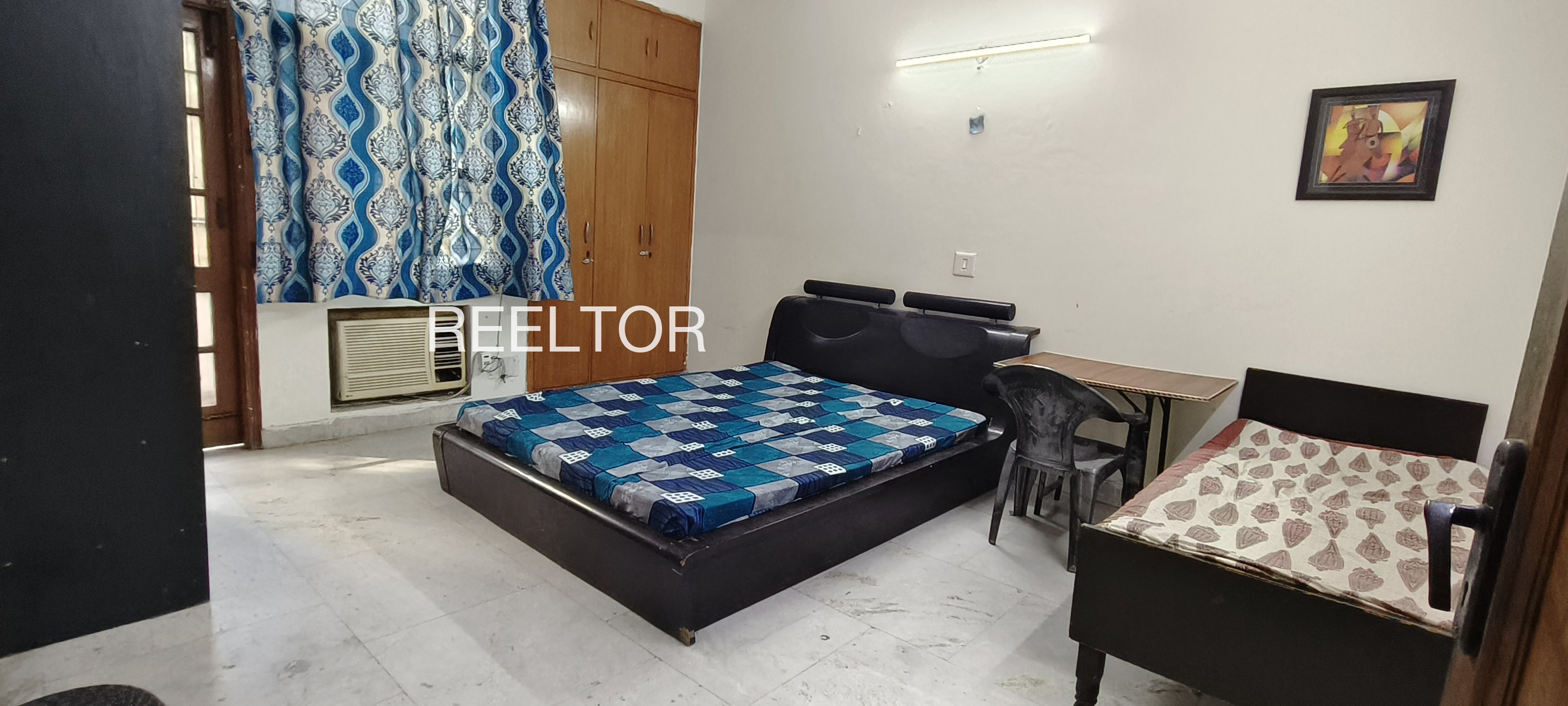 Pg For Rent In Bamhori Nakivan Tikamgarh