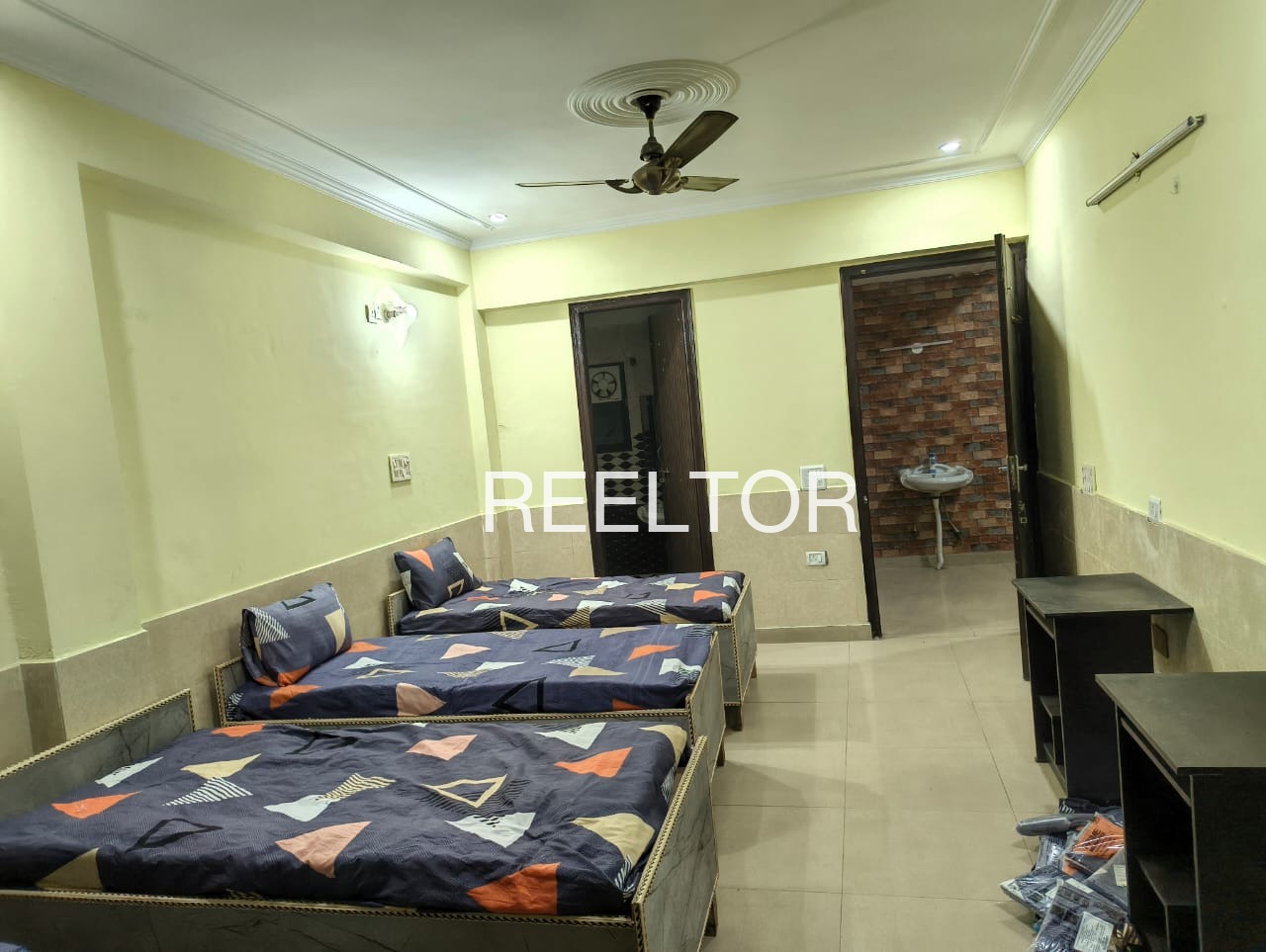 Pg For Rent In Wasa Chak No2 Gadchiroli