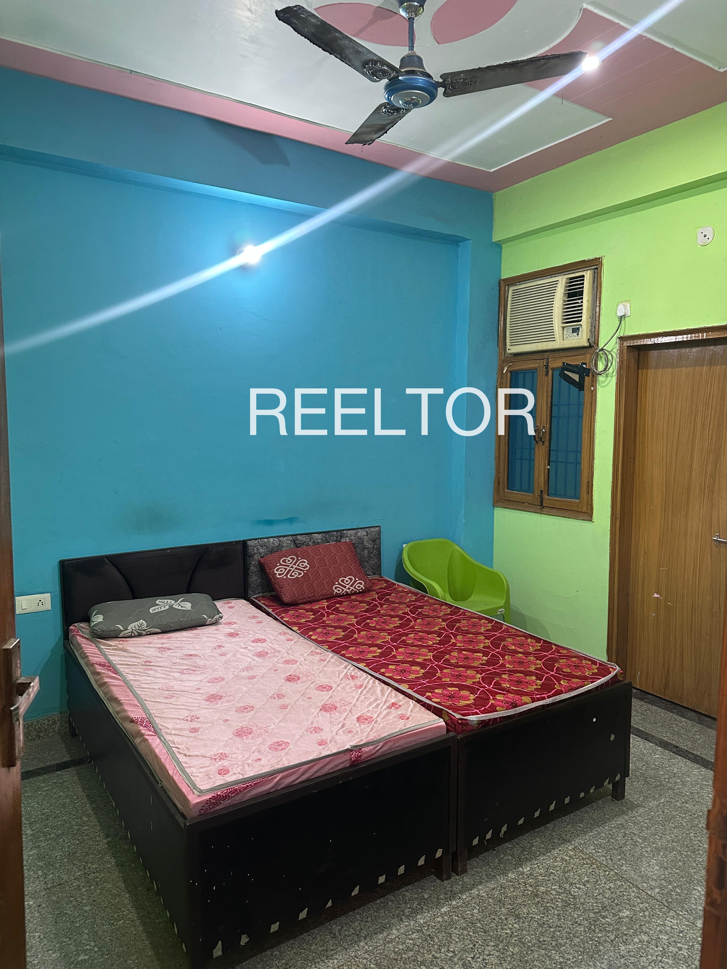 Pg For Rent In Mal Ka Jhonpara Jahazpur