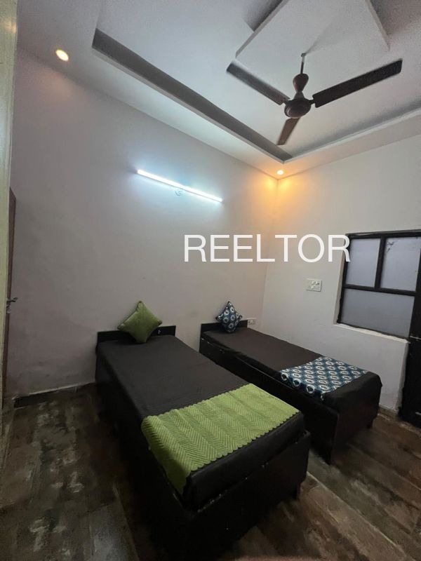 Pg For Rent In Dakshinapuram Alangudi