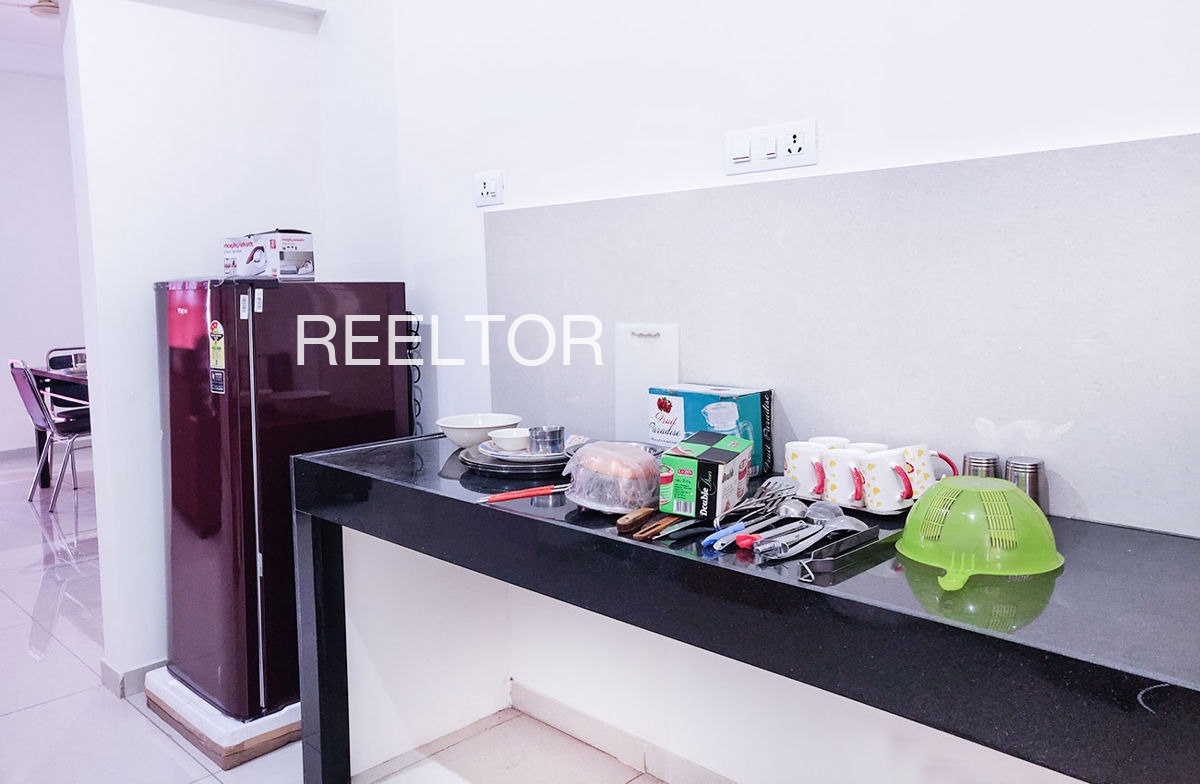 Pg For Rent In Badri Purwa Harraiya