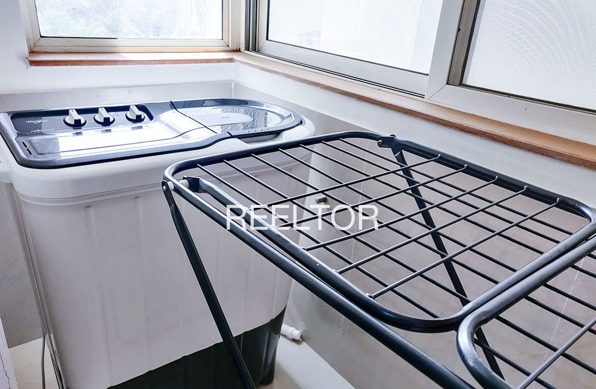 Pg For Rent In Barharalu Theog