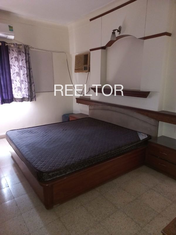 Pg For Rent In Karuvadan Naickanur Karur