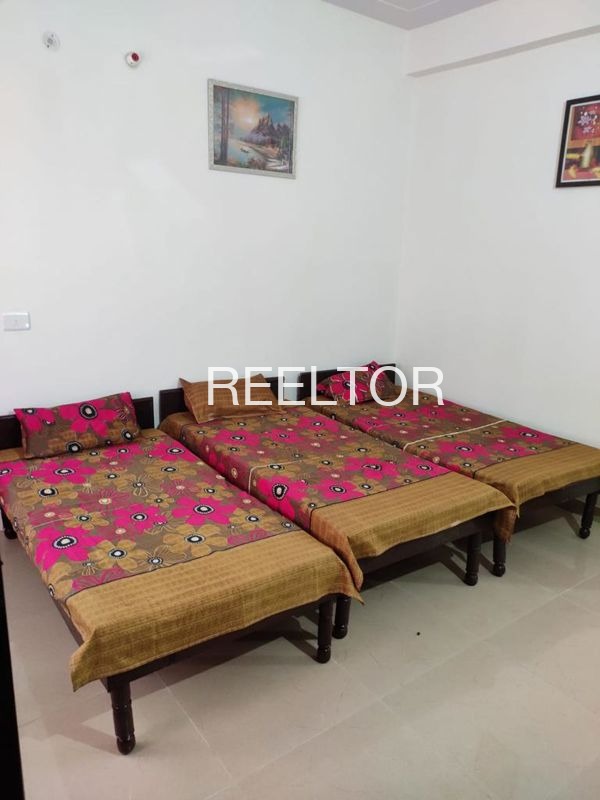 Pg For Rent In Karuvadan Naickanur Karur