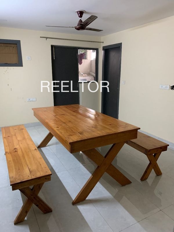 Pg For Rent In Mai Rajgarh