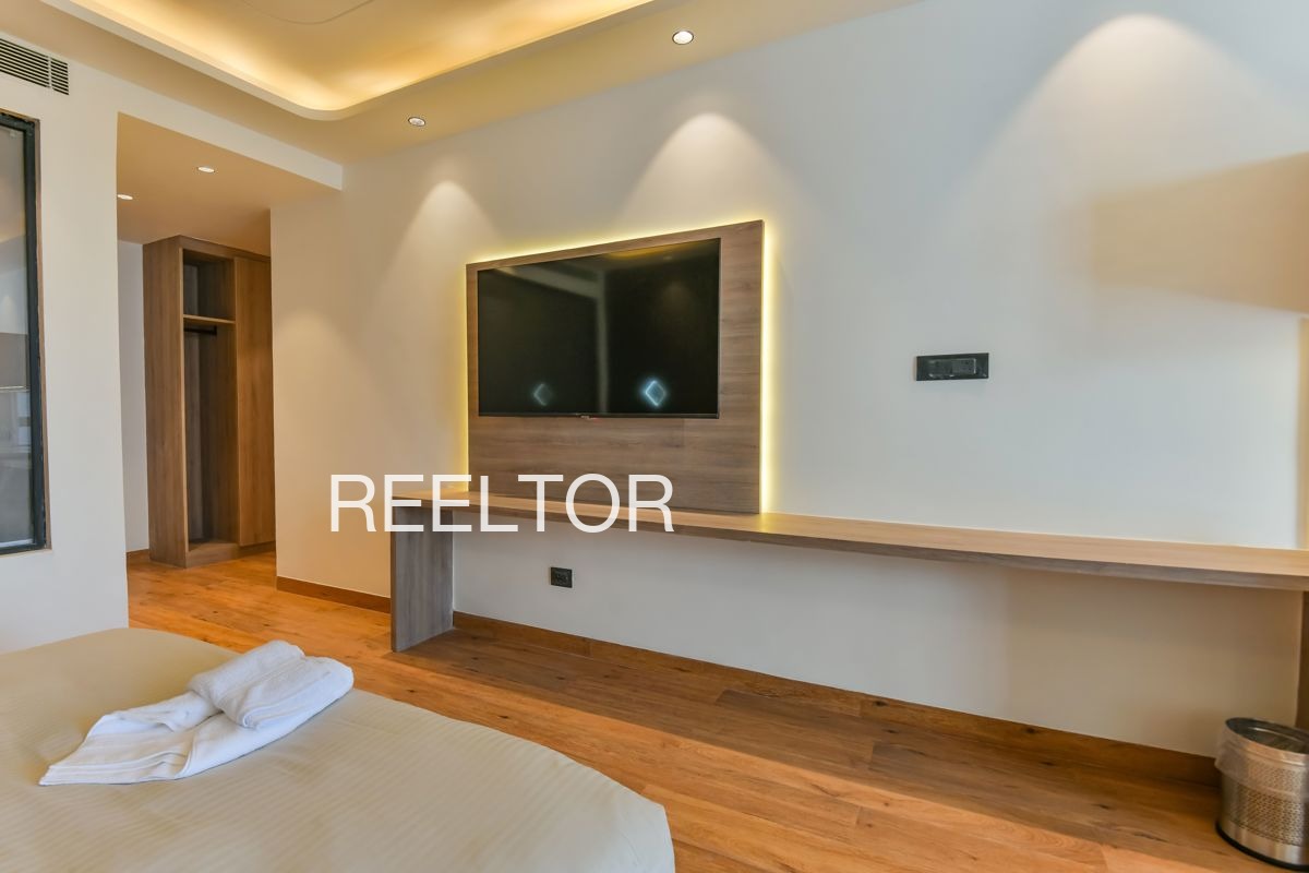 Pg For Rent In Chosla Nikumbh Shajapur