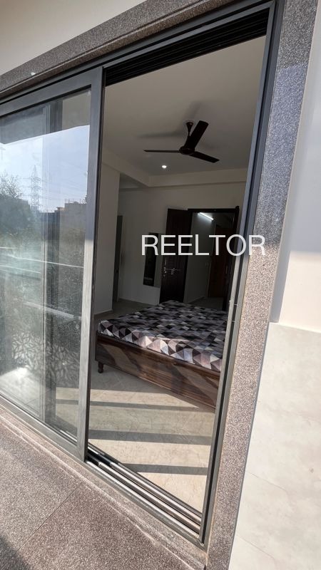 Pg For Rent In Sarai Jawalapuri Chandausi