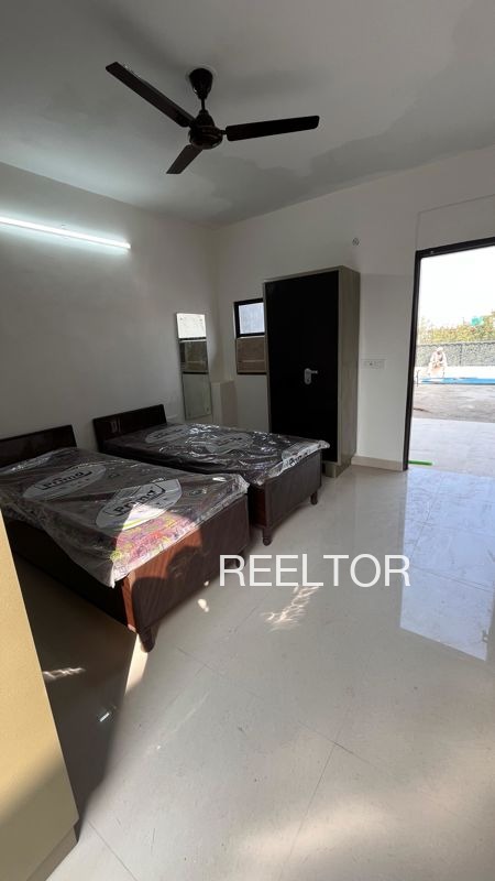 Pg For Rent In Stock 8 Tandwa