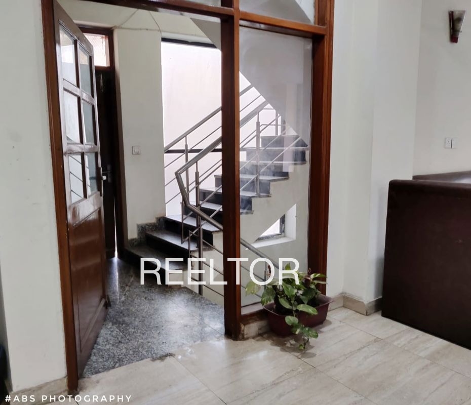 Pg For Rent In Godihanjara Machh Kund