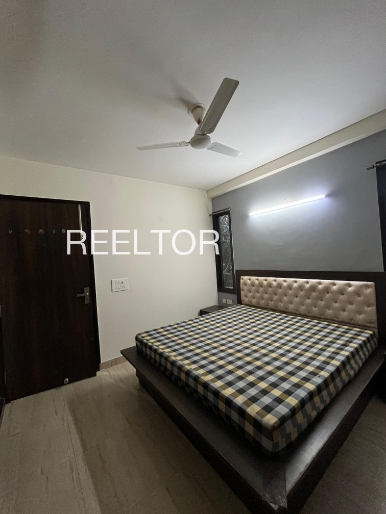 Pg For Rent In Thenkarai Alathur Valangaiman