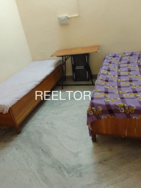 Pg For Rent In Saturang Sangla