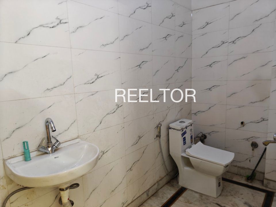 Office Space For Rent In Sakariya Pratapgarh