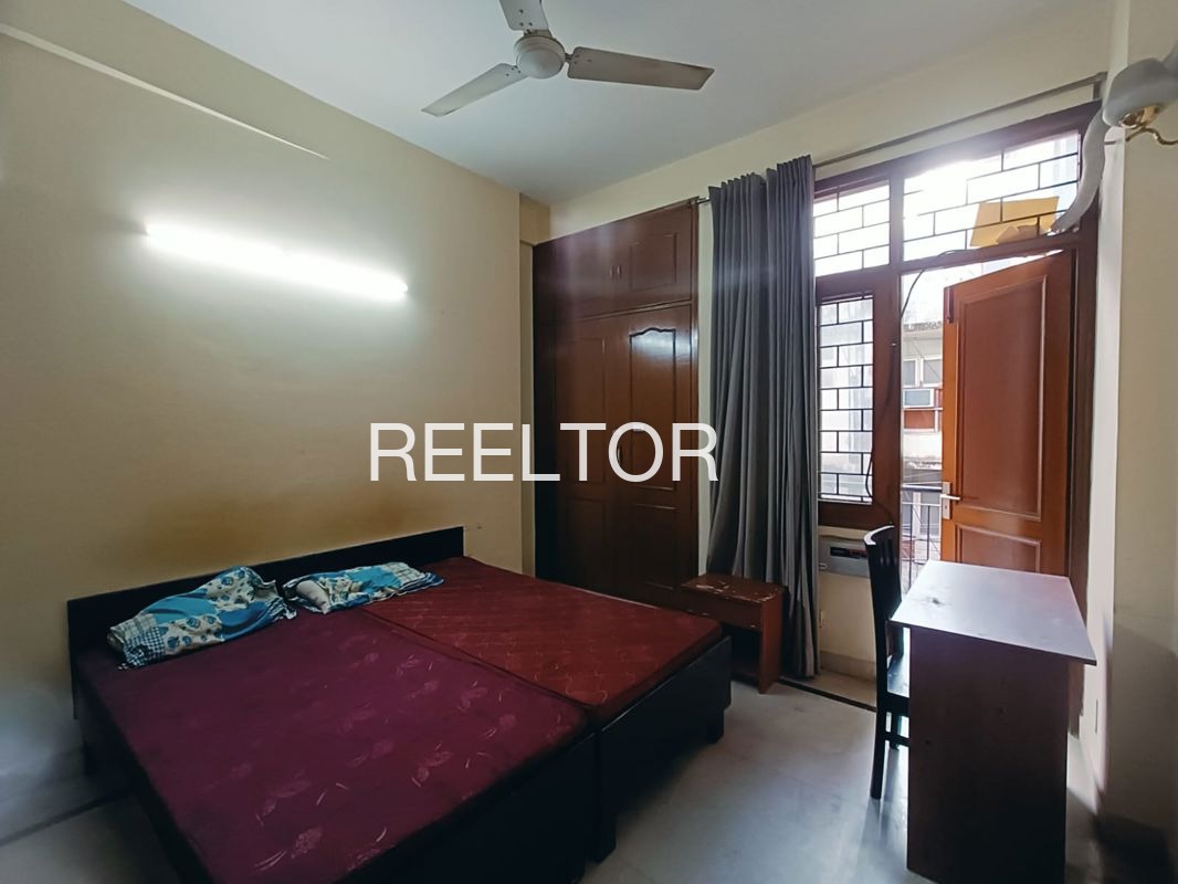 Pg For Rent In Paharikhera Jabalpur