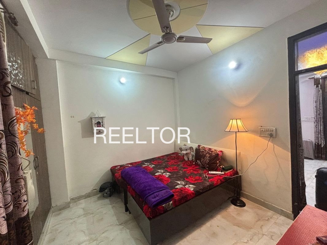 Pg For Rent In Patalpur Berasia
