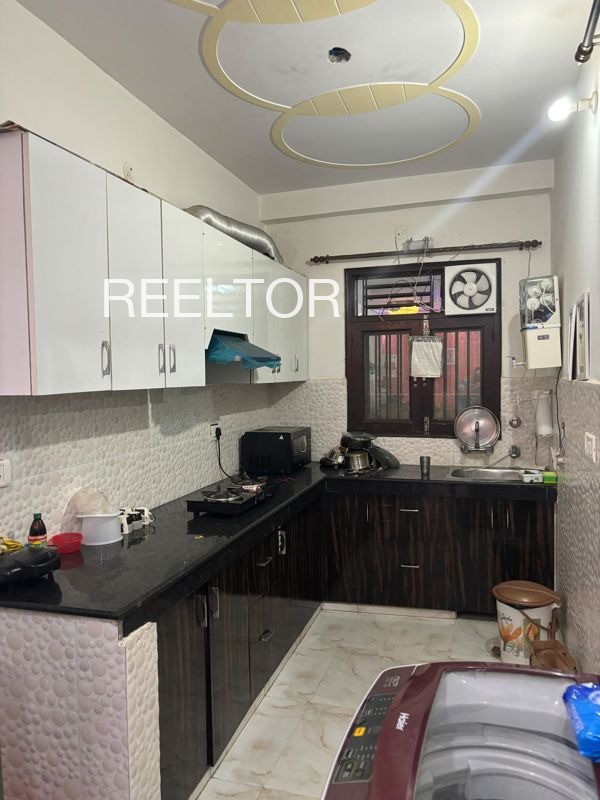 Pg For Rent In Vaniyakarambai Valangaiman