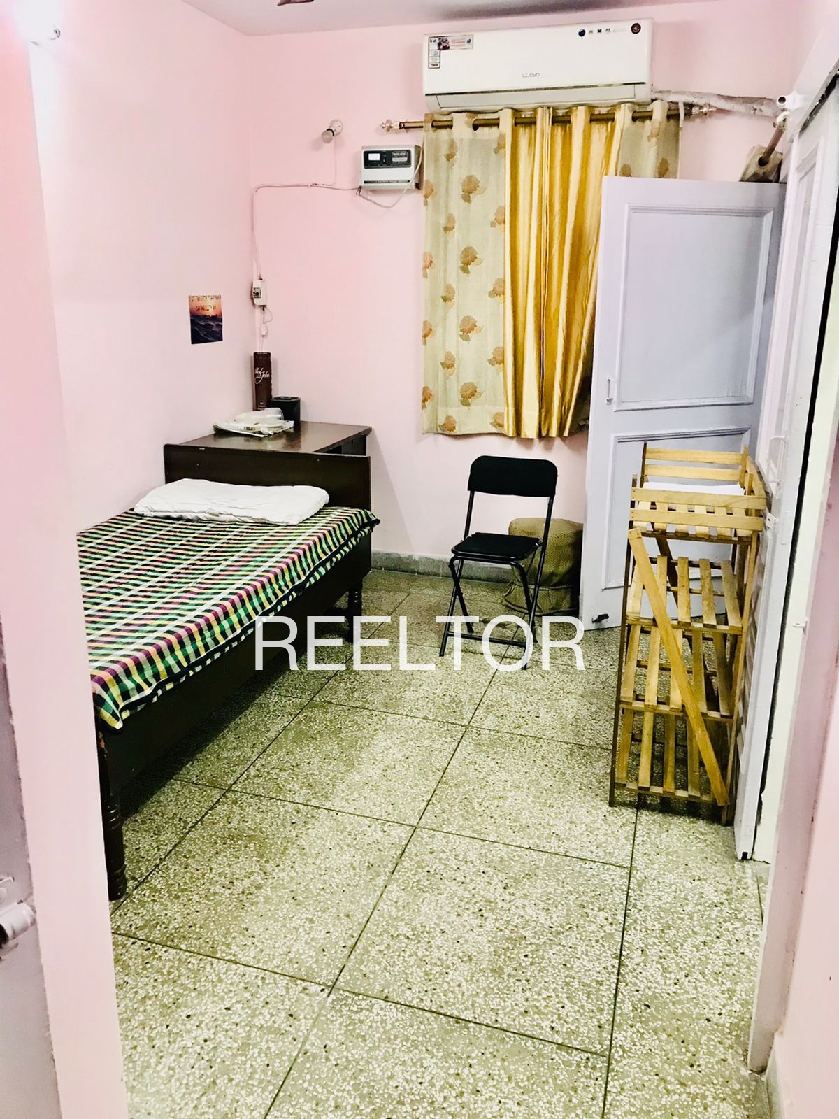Pg For Rent In Dadori Ghatigaon