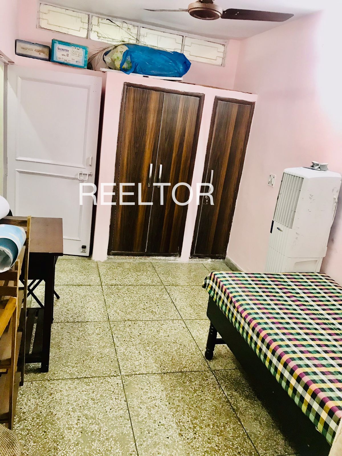 Pg For Rent In Surakhpur Najafgarh