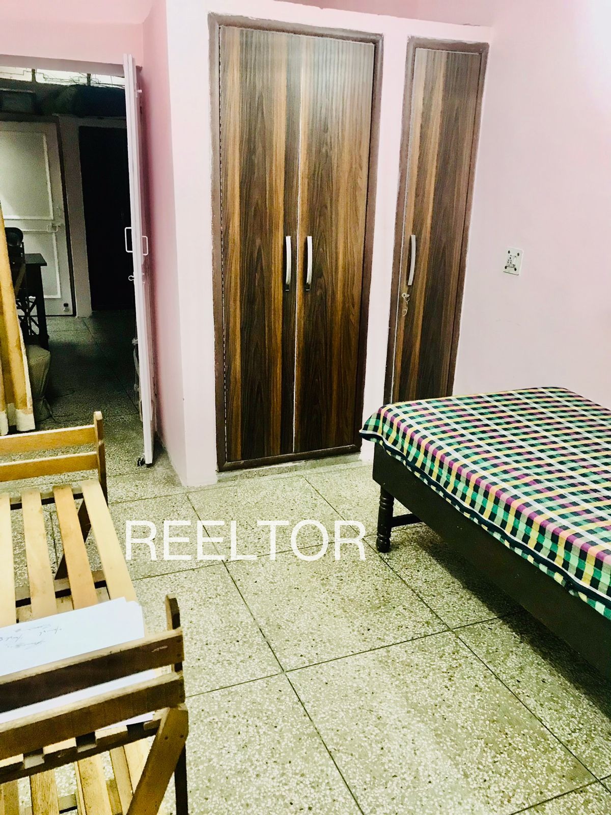 Pg For Rent In Nangal Raya Delhi Cantonment