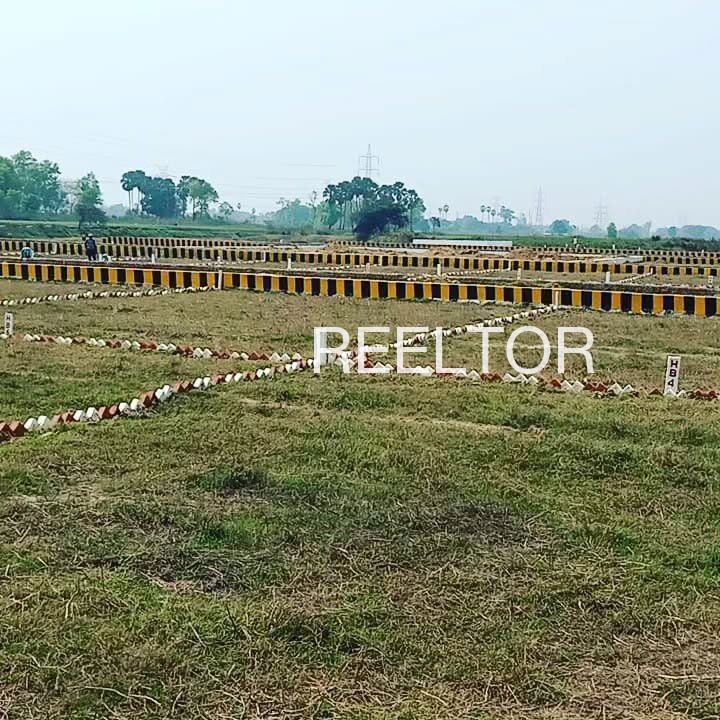 Plots For Sale In Karinkalimmal Koyilandi