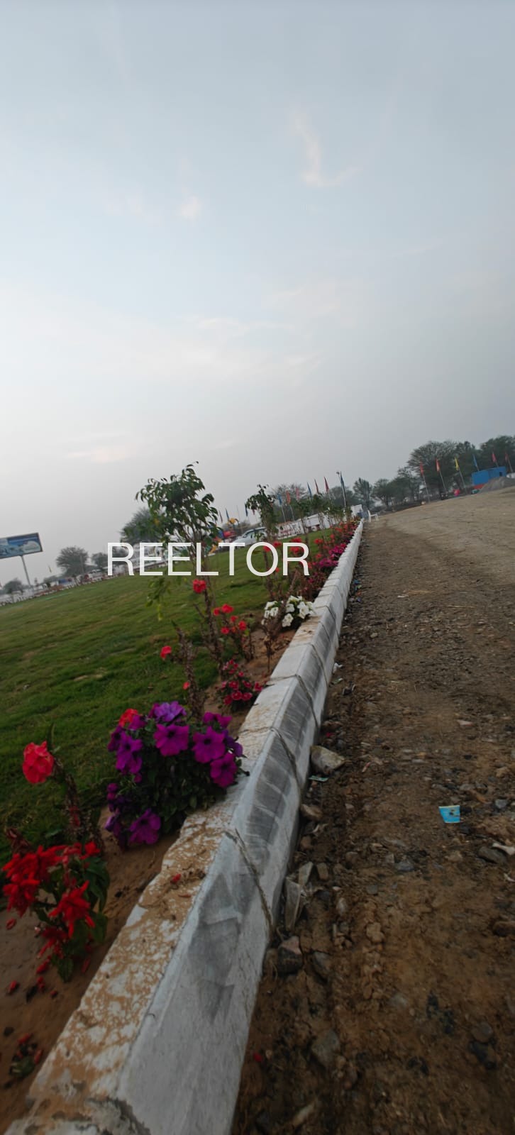 Plots For Sale In Mandiyai Kalan Tinwari