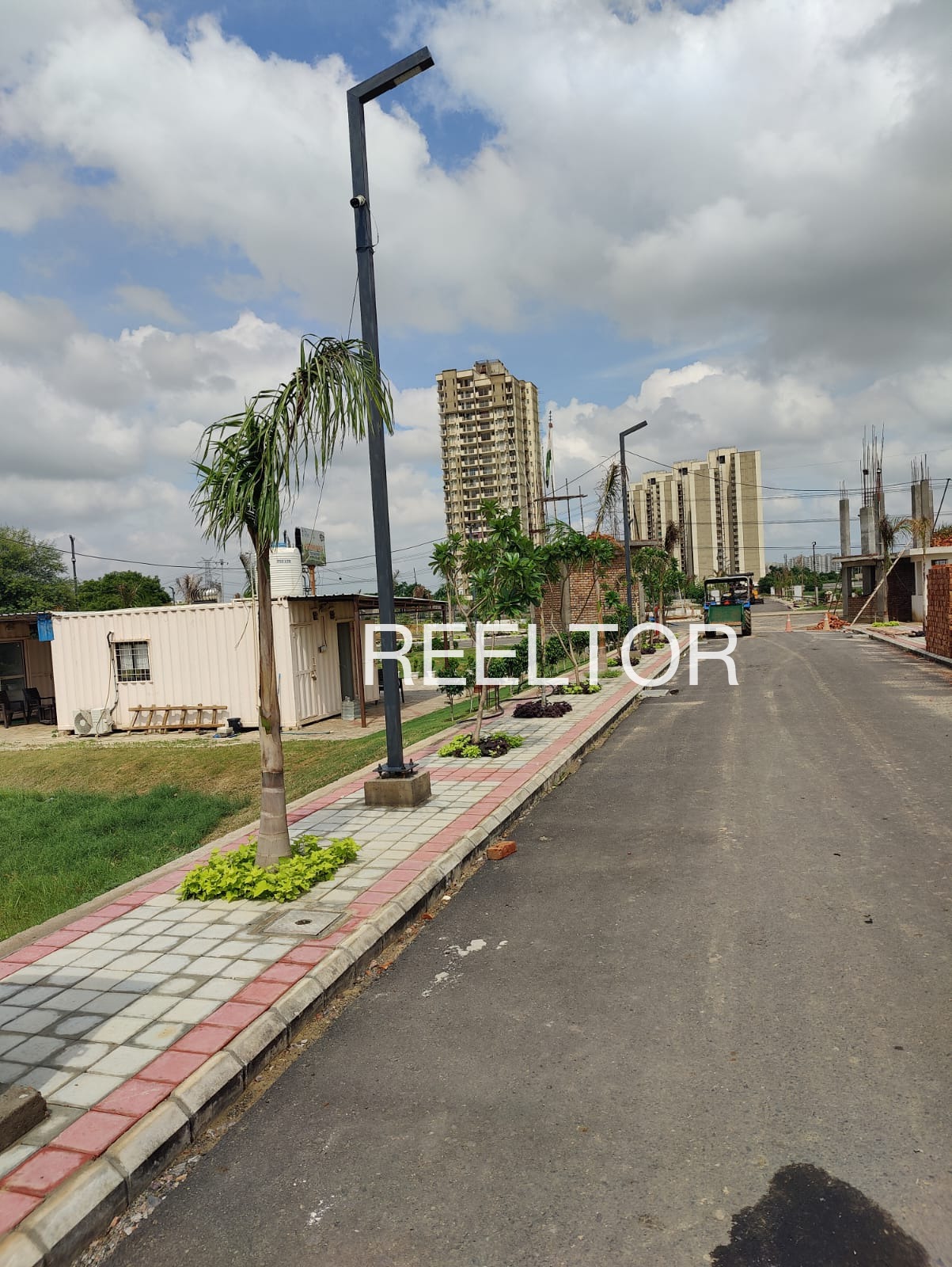 Plots For Sale In Bhamb Mahagaon