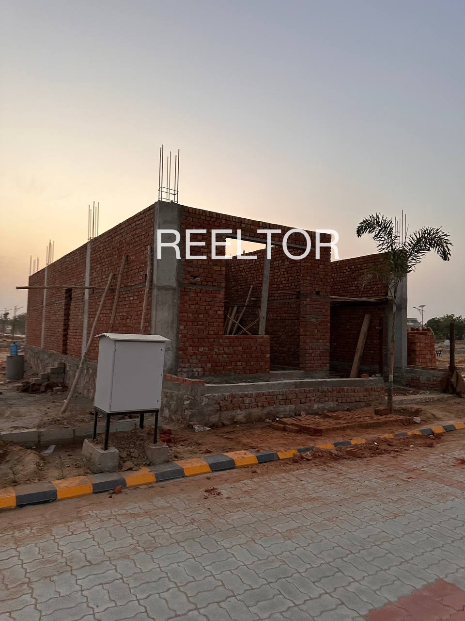 Plots For Sale In Gadhi Mehgaon