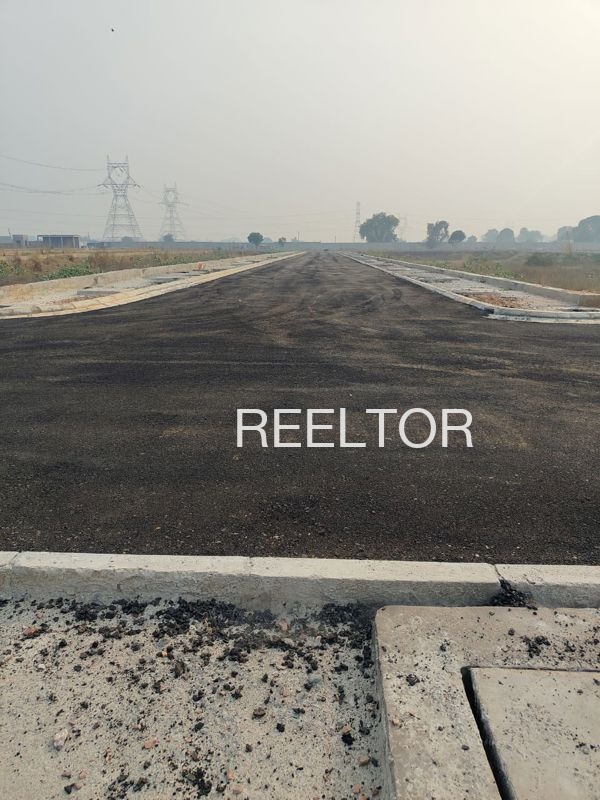 Plots For Sale In Nensuhaya Guna