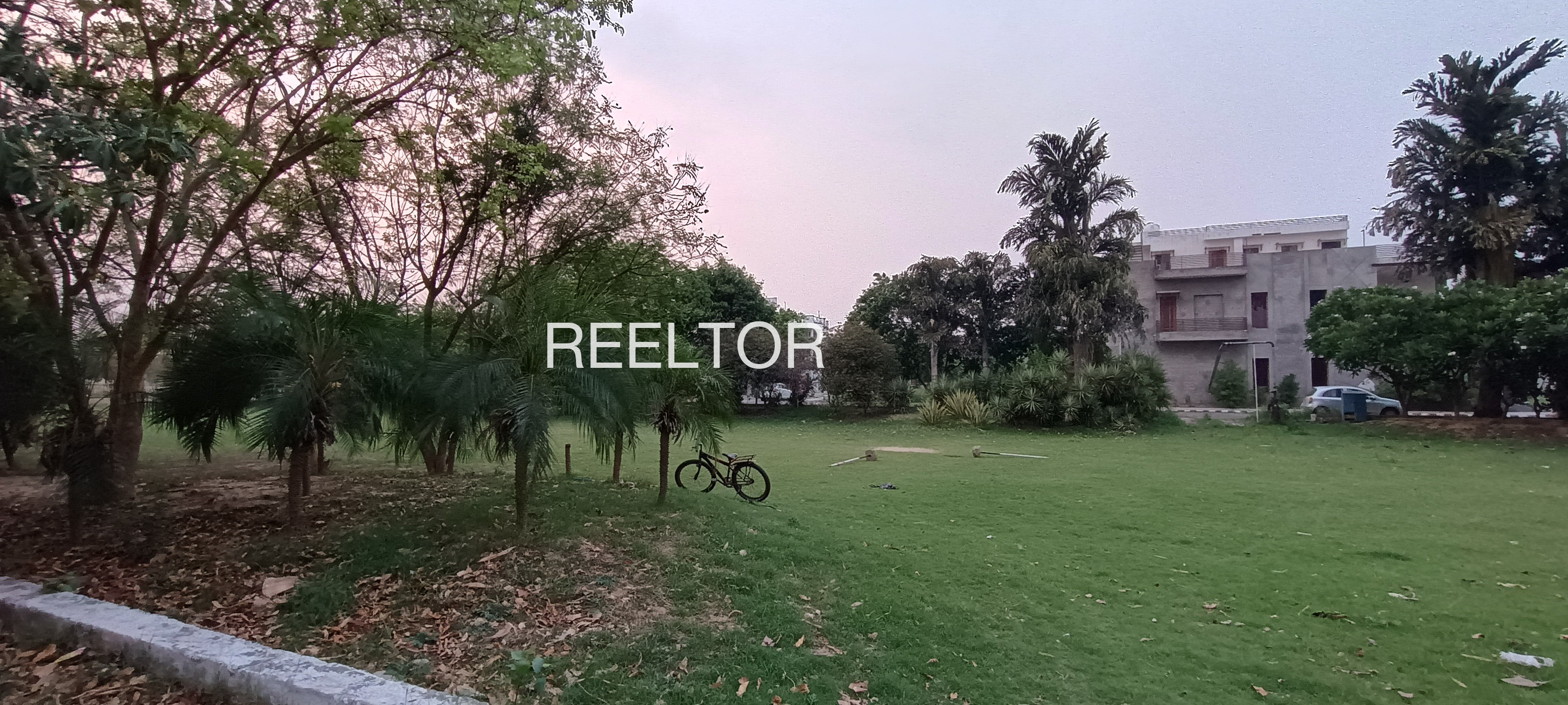 Plots For Sale In Perukkarunai Cheyyur