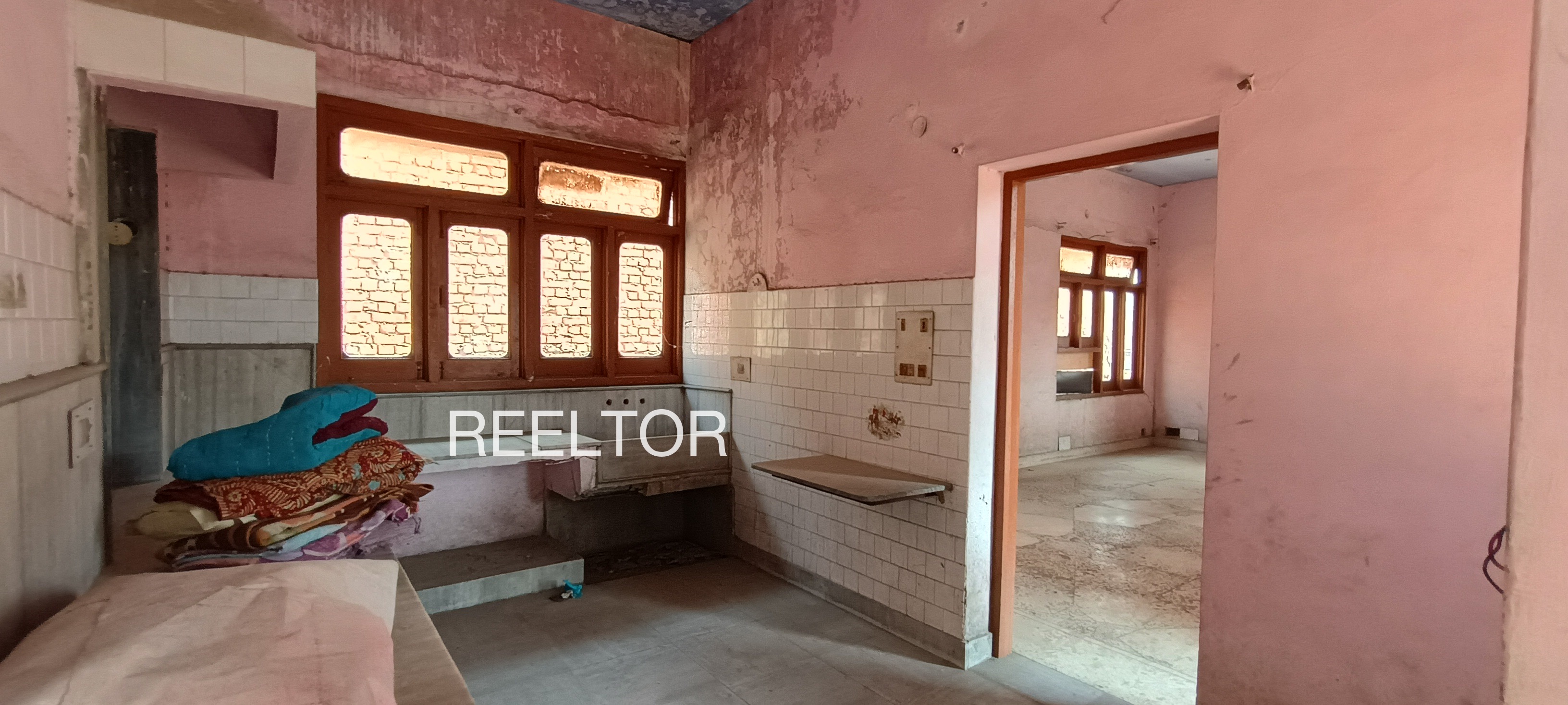 Plots For Sale In Gadipur Bilari