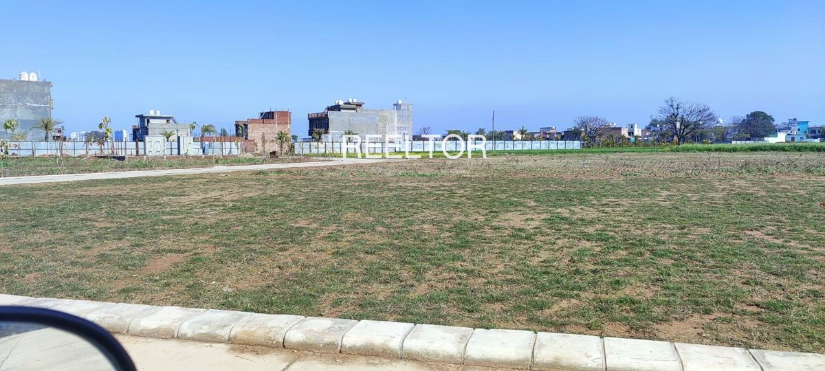 Plots For Sale In Langapur Berasia