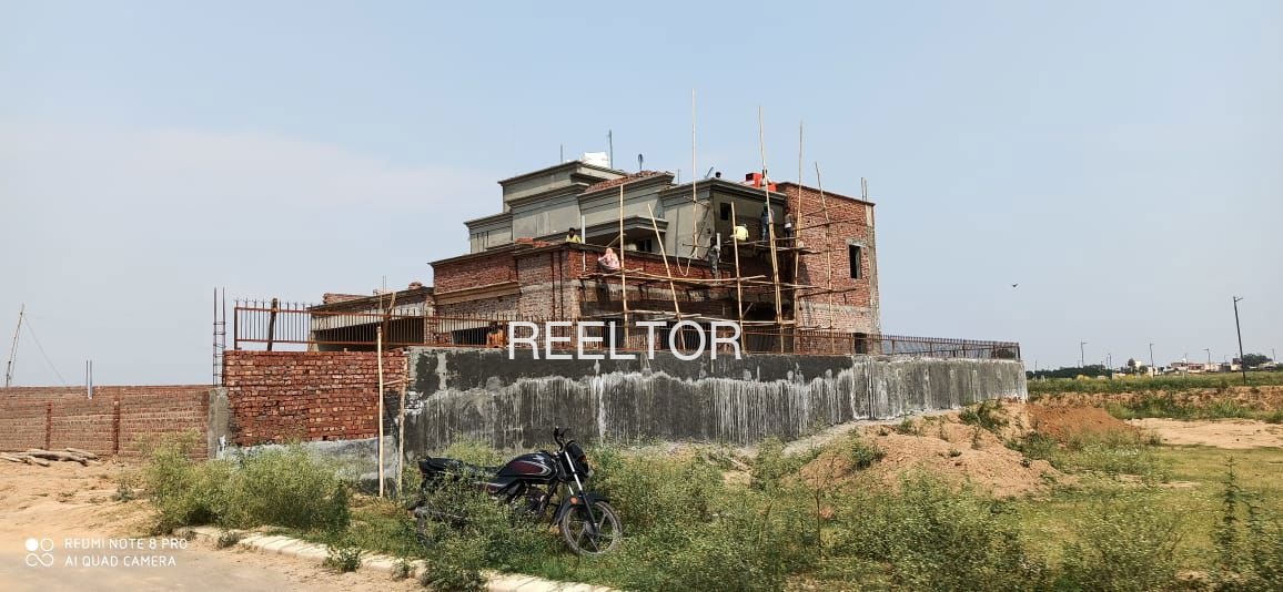 Plots For Sale In Birikulam Vellarikkundu