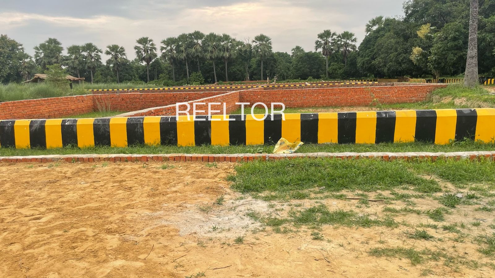 Plots For Sale In Bajhol Seoni