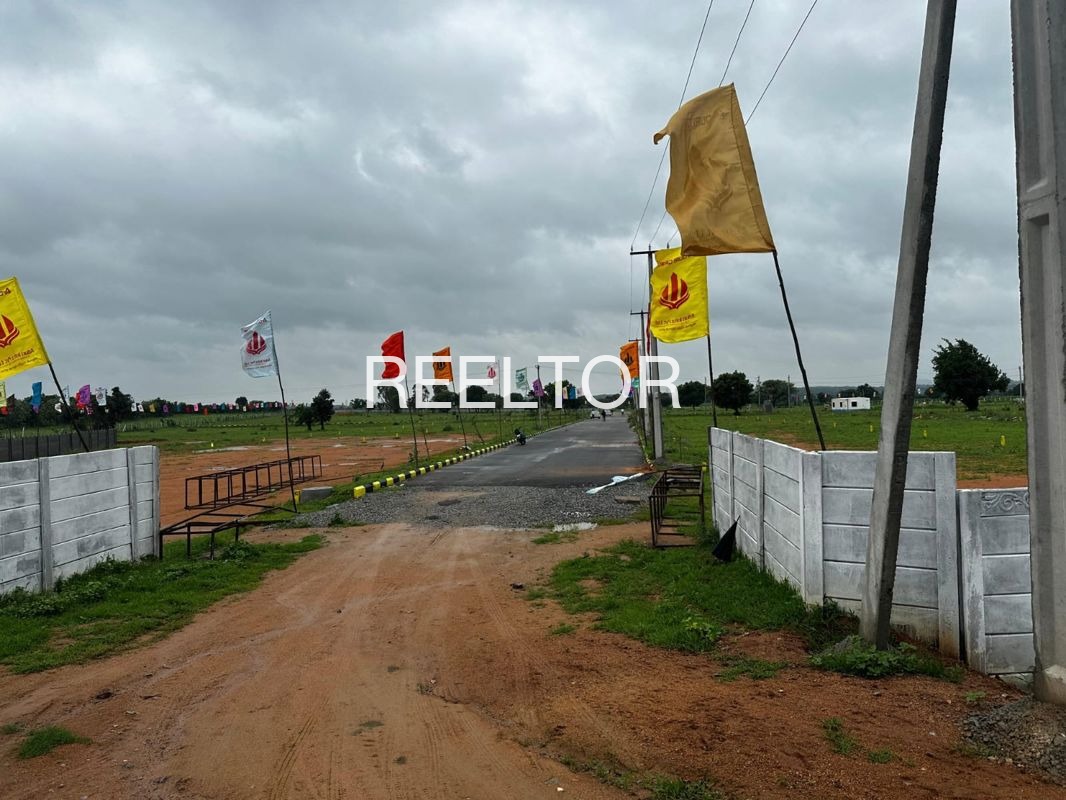 Plots For Sale In Kochukarimtharuvi Peerumade