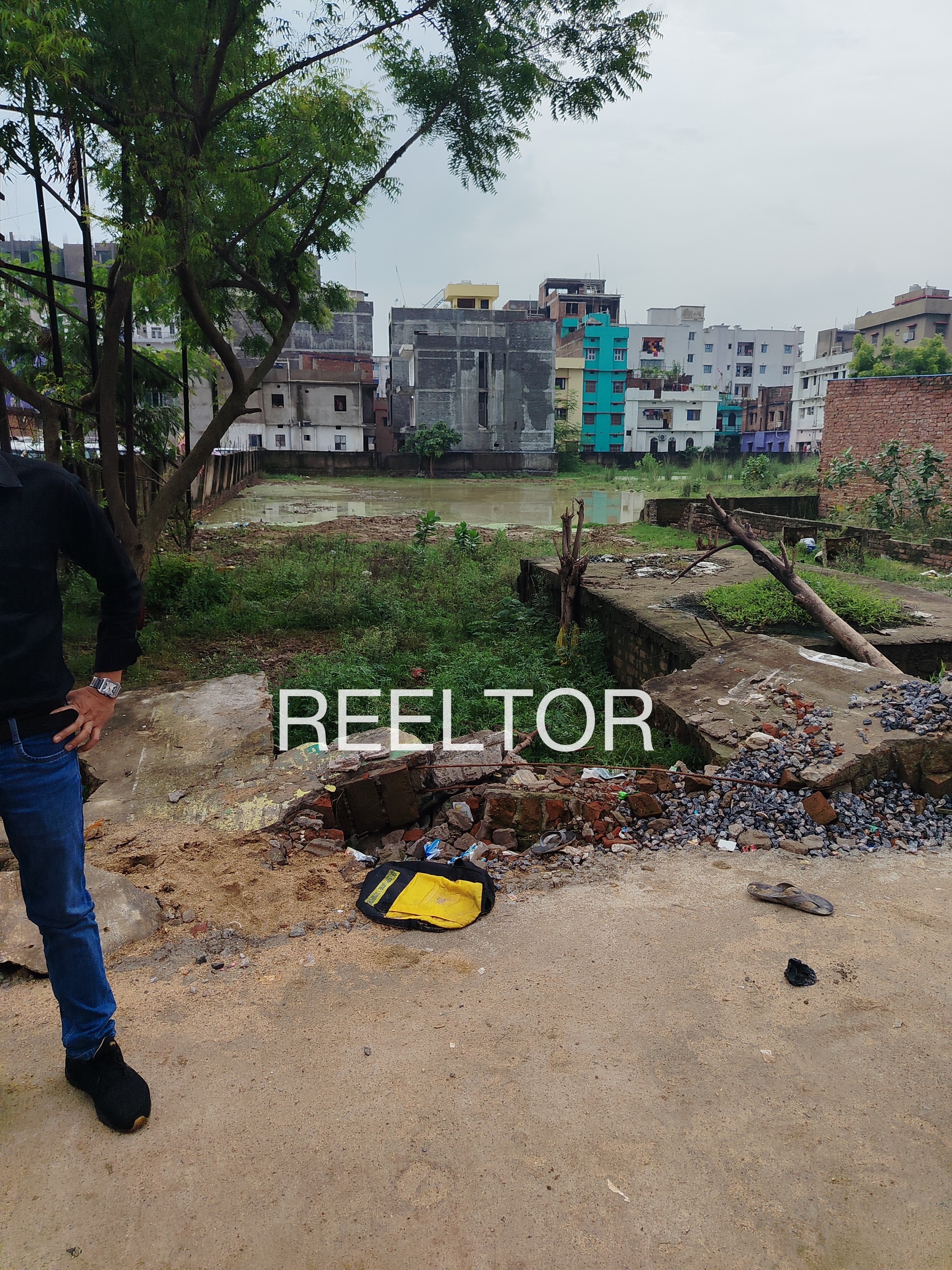 Plots For Sale In Gadhi Mehgaon