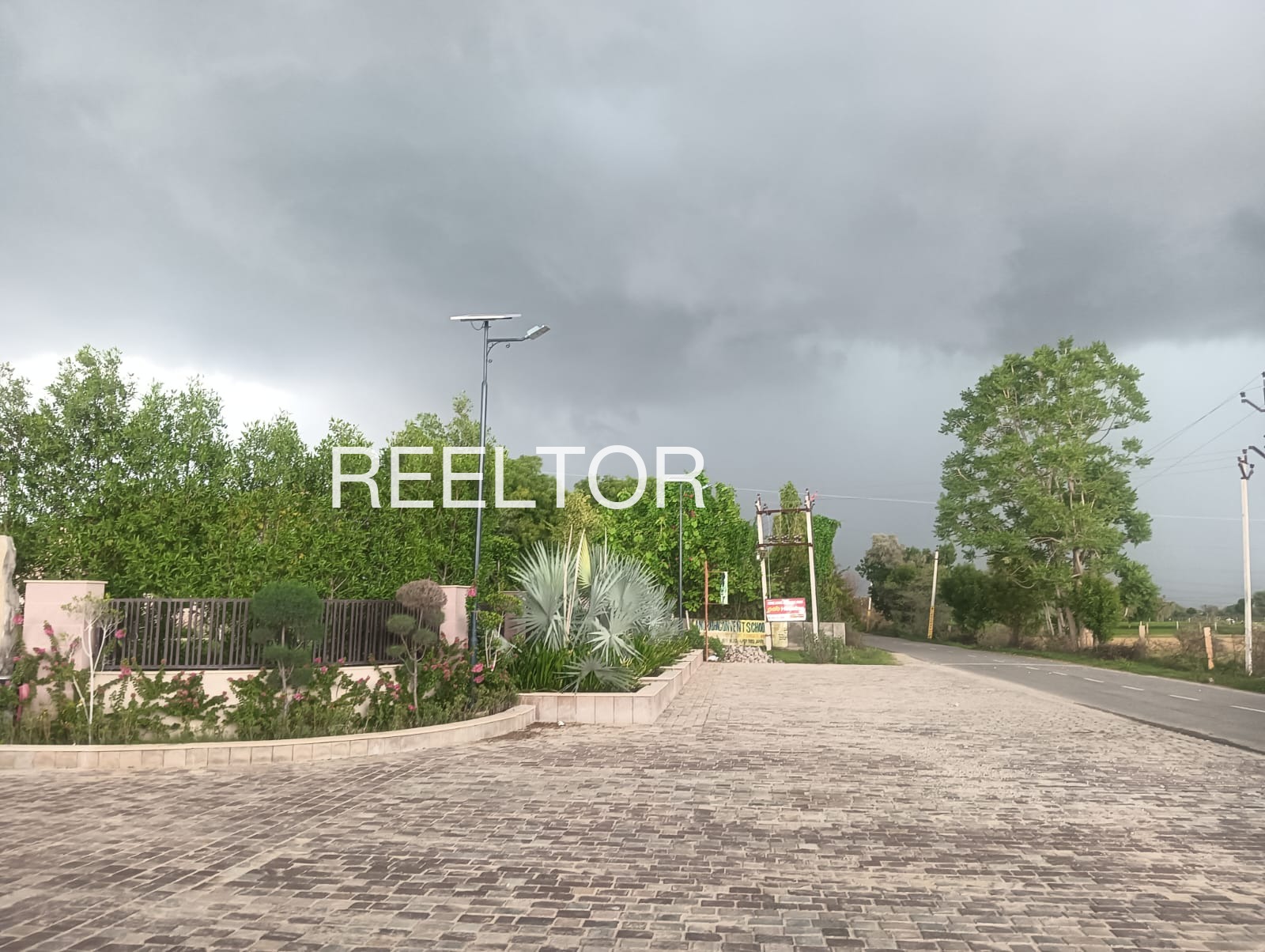 Plots For Sale In Purabdih Gola