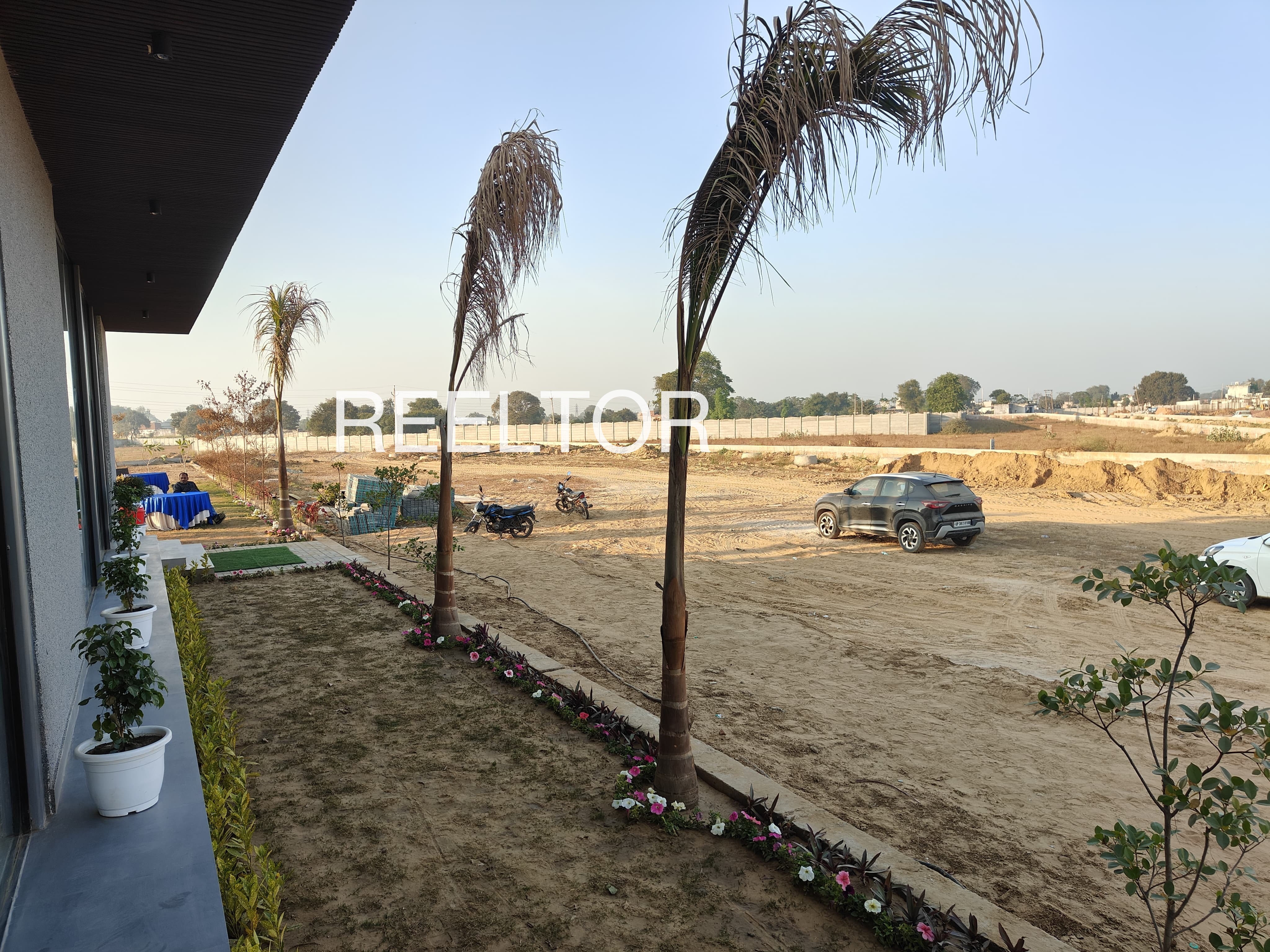 Plots For Sale In Gadipur Bilari