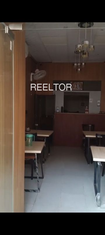 Showroom For Sale In Paranwudar Kokernag