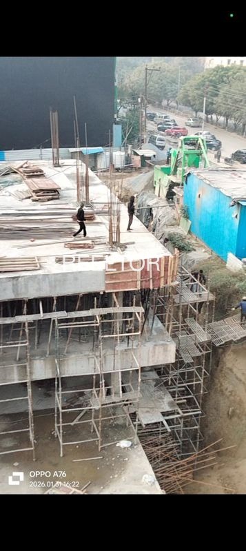 Showroom For Rent In Kaamal Wala Zira