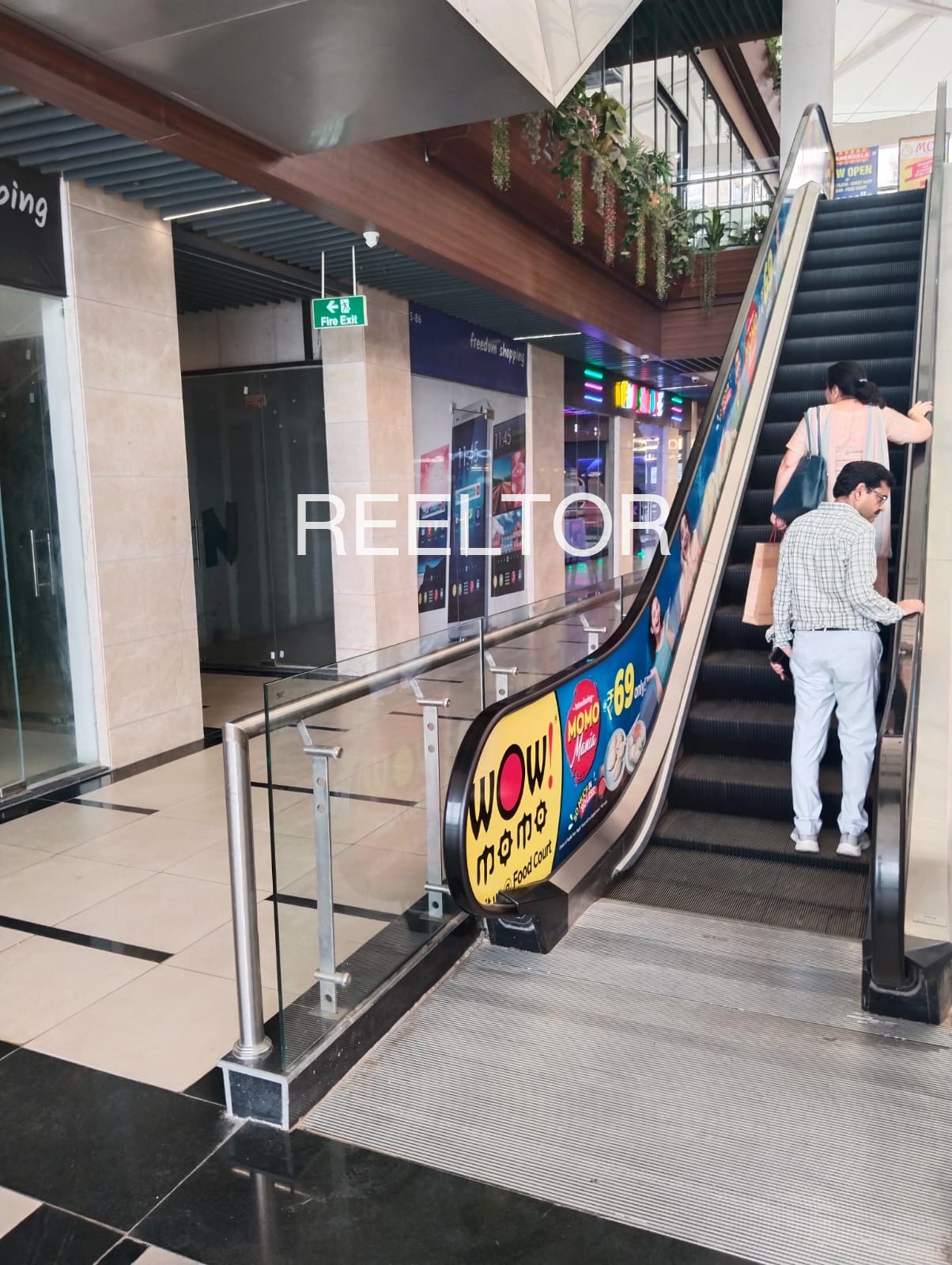 Showroom For Sale In Dabla Meo Reni