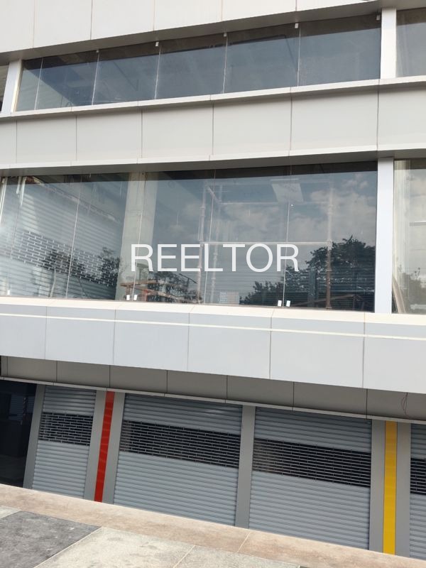 Showroom For Sale In Pandikkadavu Mananthavady