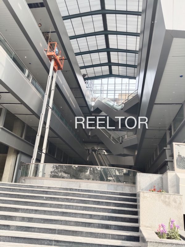 Shop For Rent In Bankawara Garhi