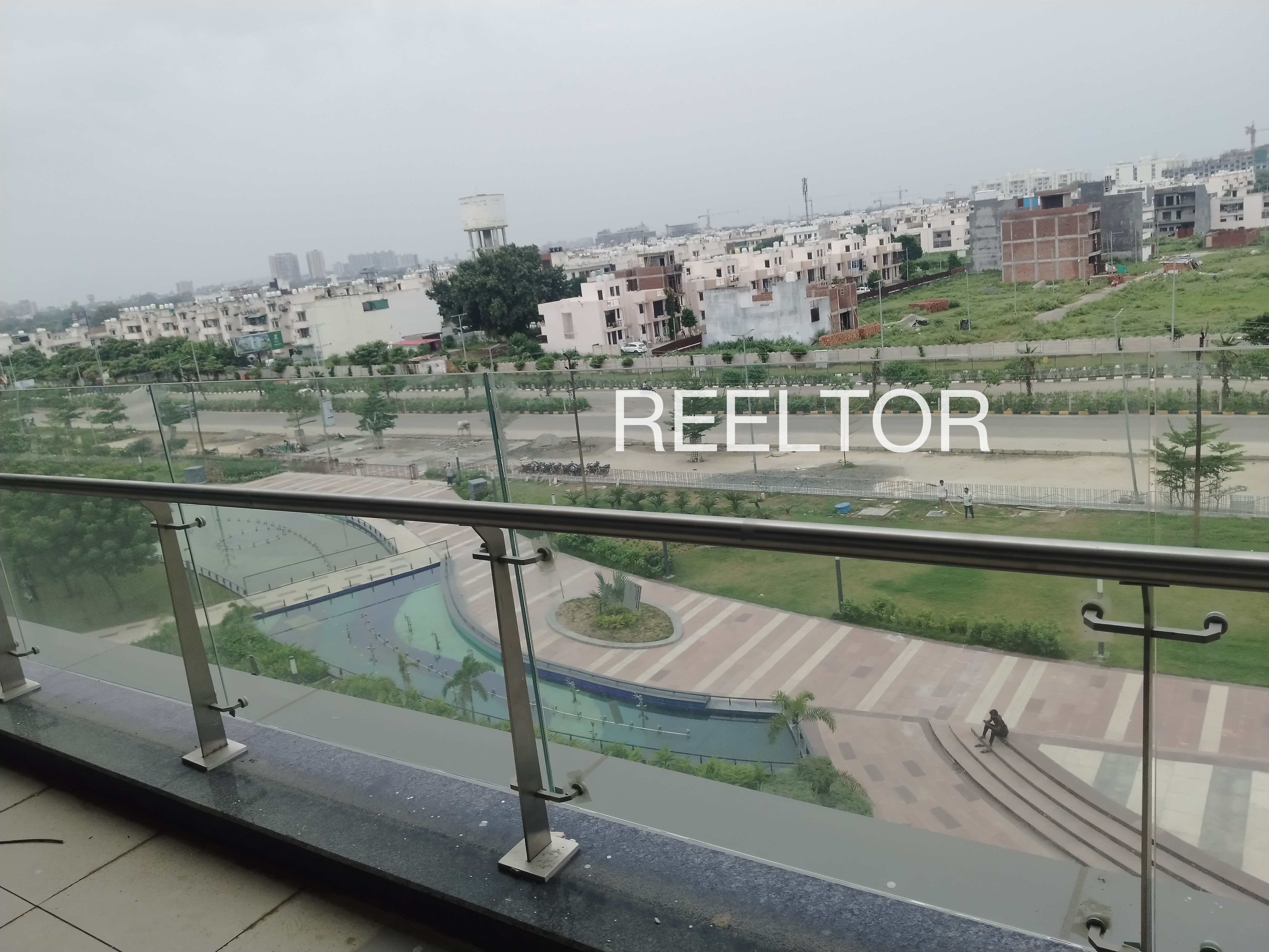 Showroom For Sale In Vannancheri Arani