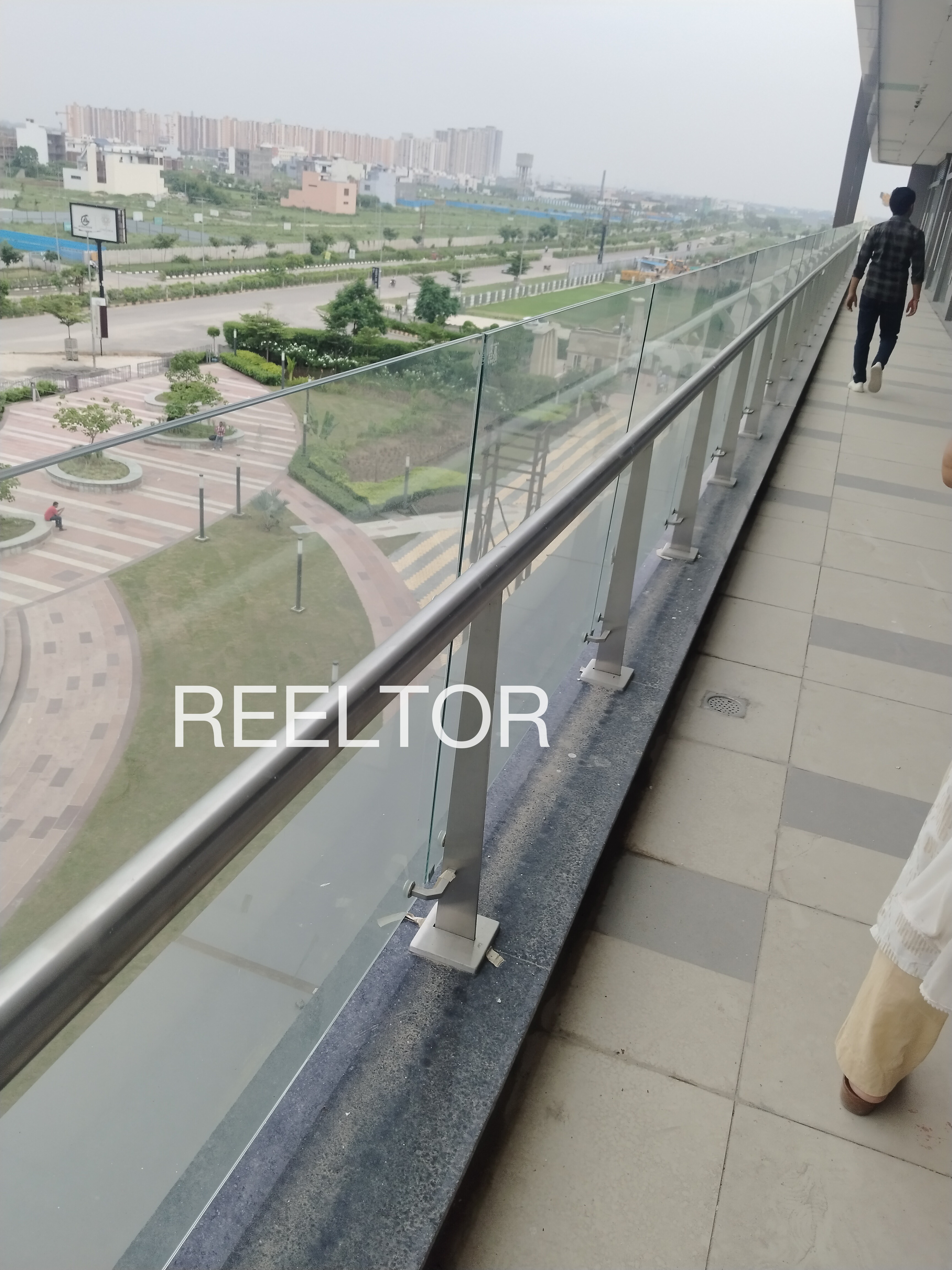 Showroom For Rent In Rajbai Majholi