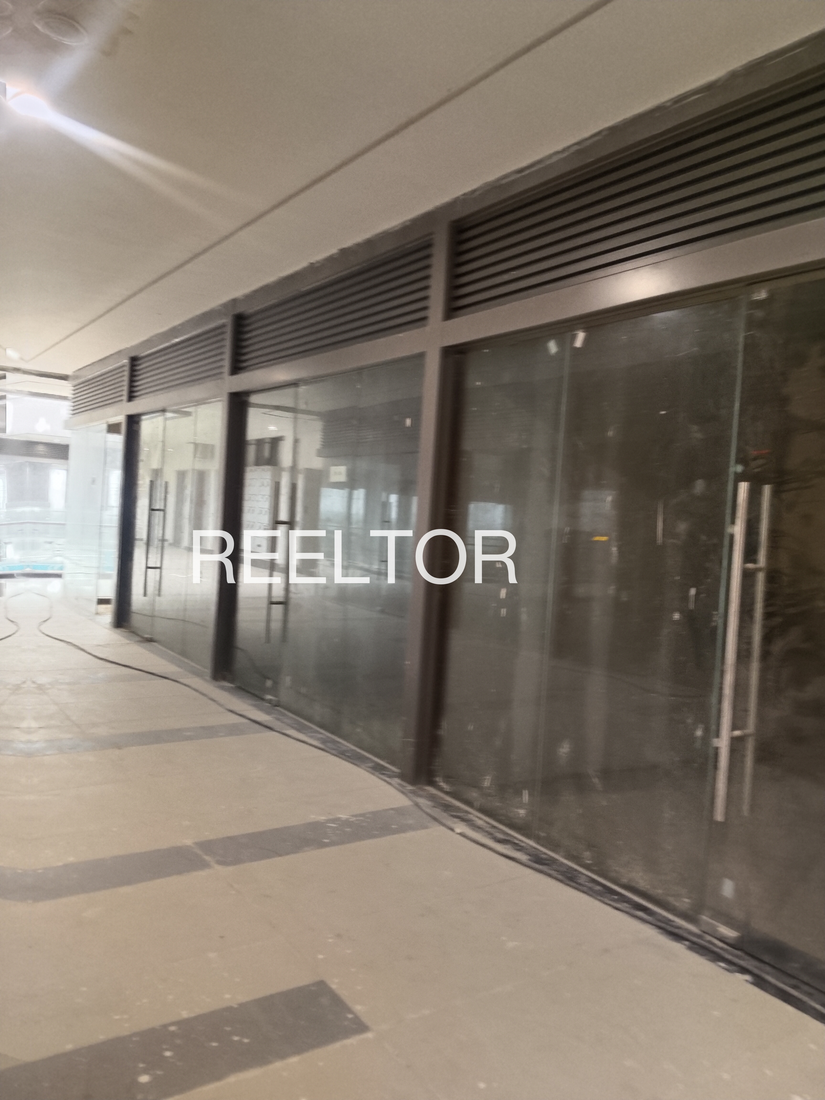 Showroom For Sale In Jalampur Guna