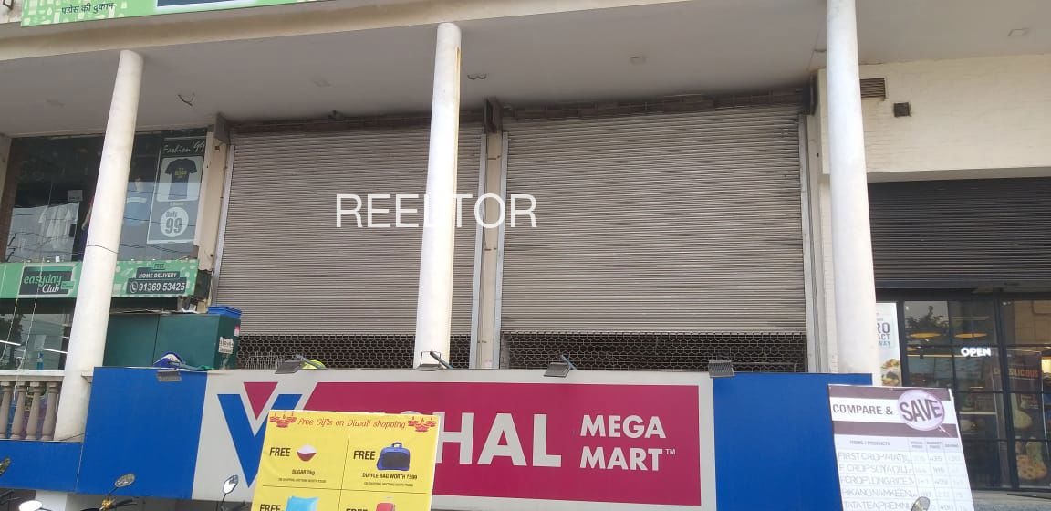 Showroom For Sale In Madargom Kulgam